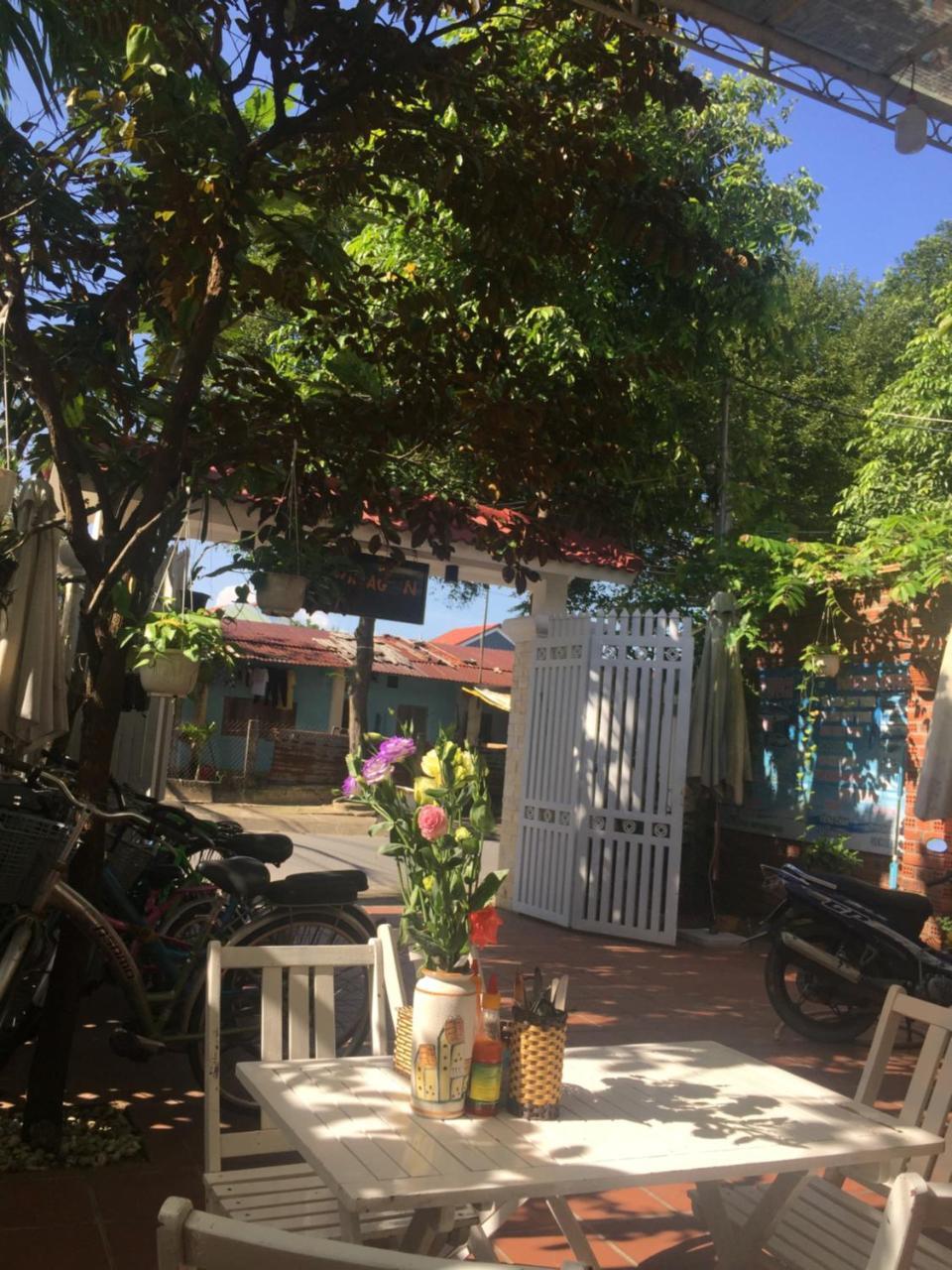 Holy Land Homestay Хойан Экстерьер фото