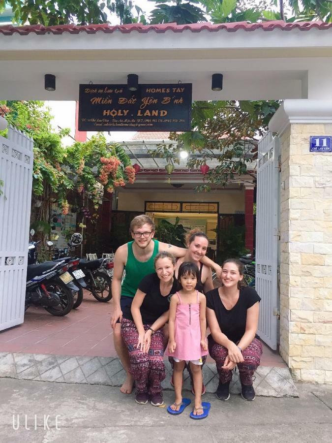 Holy Land Homestay Хойан Экстерьер фото