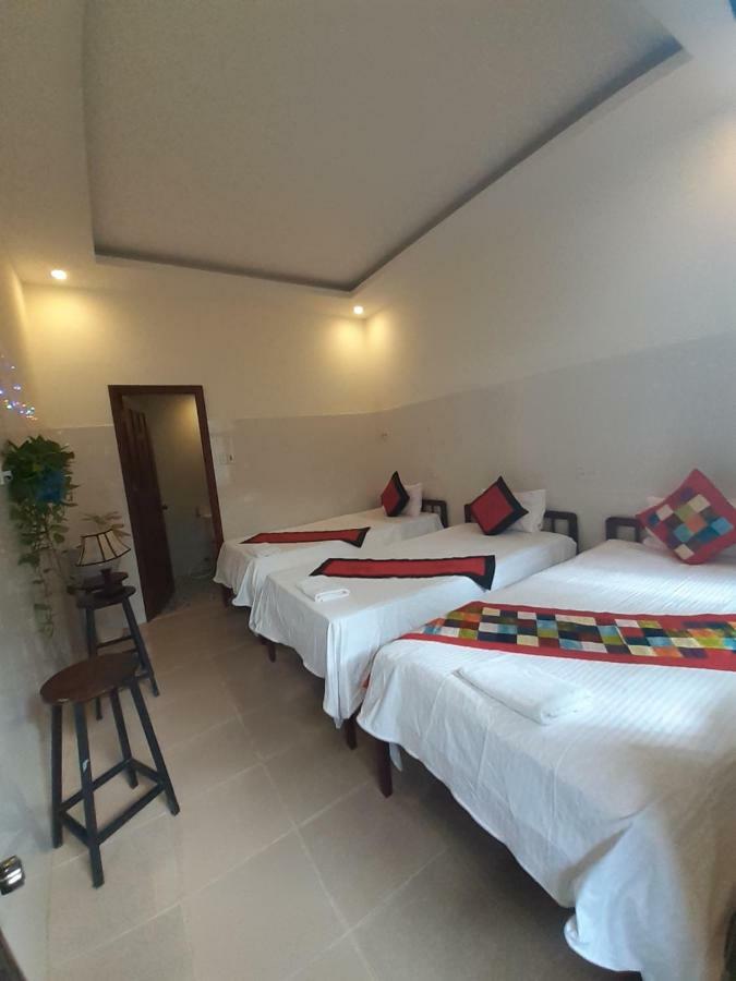 Holy Land Homestay Хойан Номер фото