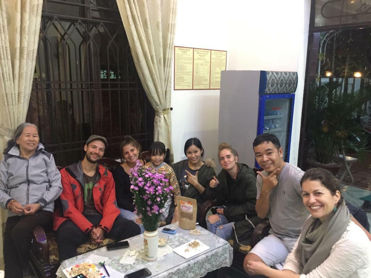 Holy Land Homestay Хойан Экстерьер фото