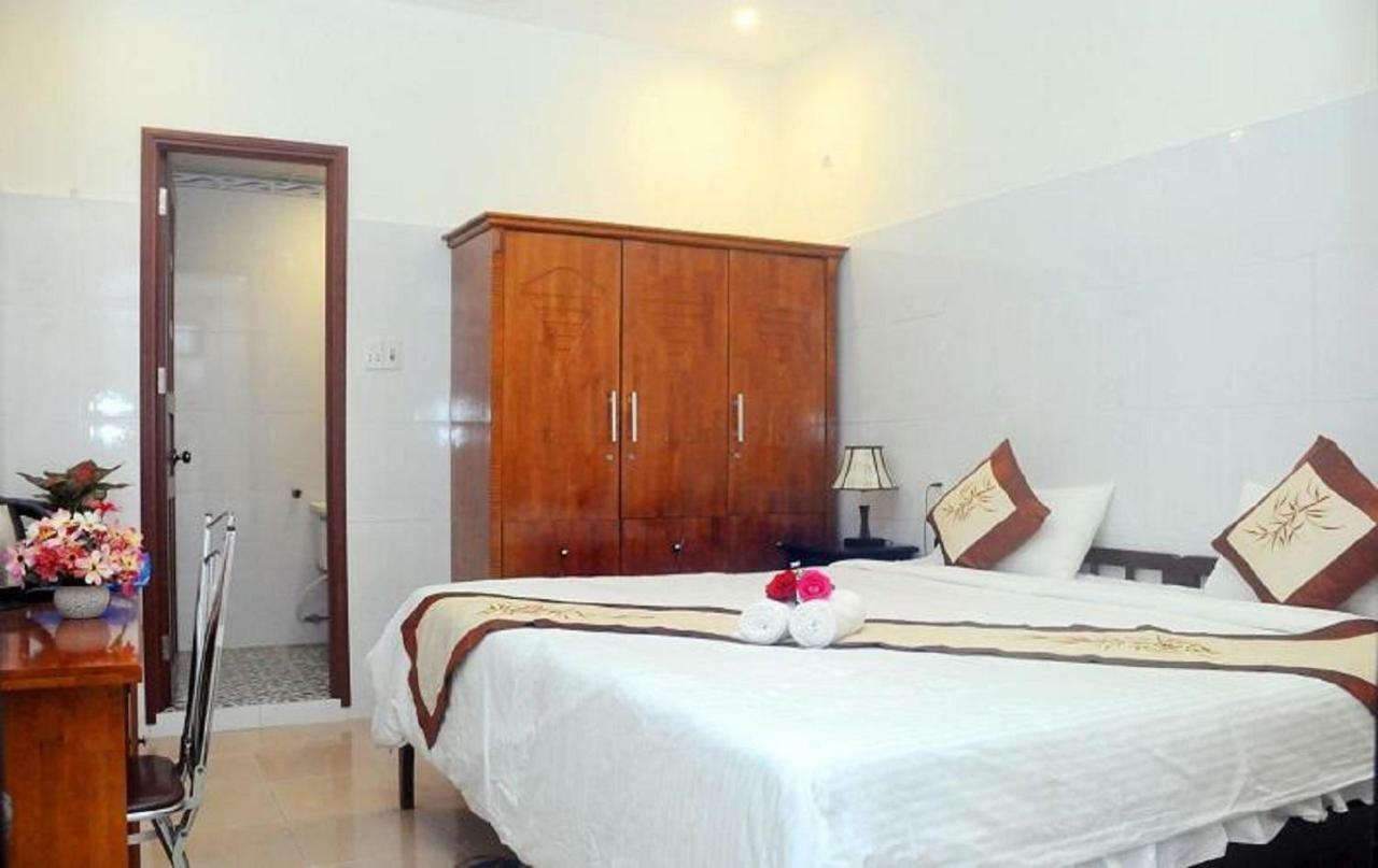 Holy Land Homestay Хойан Экстерьер фото